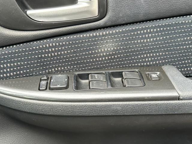 アテンザスポーツ ２３Ｓ　純正６速　走行６１０００キロ　後期　クラッチディスク交換済み　バックカメラ　修復歴無し　ＧＧ３Ｓ　６ＭＴ　マニュアル車　フロントフォグランプ　アルミホイール（43枚目）