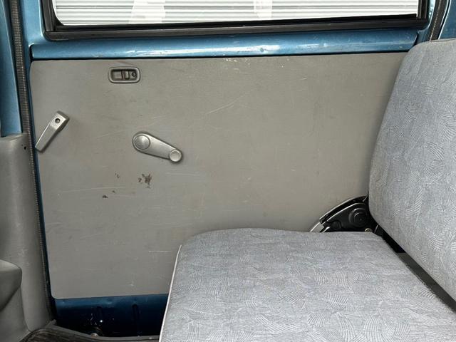 ミニキャブバン ＣＬ　ハイルーフ　車検令和９年７月　Ｕ６１Ｖ　走行９７０００キロ　ＥＴＣ　両側スライドドア　ラジオ再生（33枚目）
