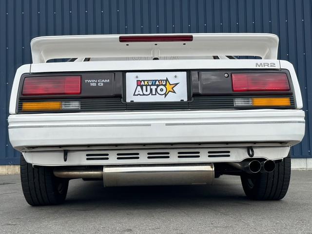ＭＲ２ Ｇ　純正５速　ＡＷ１１　ノーマルルーフ　４ＡＧエンジン搭載　Ｆ・Ｒタワーバー　タイミングベルト交換ステッカー有　ＴＲＤ１５インチアルミホイール　５ＭＴ　マニュアル車　フロントフォグランプ（16枚目）