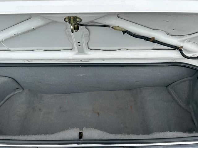 ＭＲ２ Ｇ　純正５速　ＡＷ１１　ノーマルルーフ　４ＡＧエンジン搭載　Ｆ・Ｒタワーバー　タイミングベルト交換ステッカー有　ＴＲＤ１５インチアルミホイール　５ＭＴ　マニュアル車　フロントフォグランプ（24枚目）