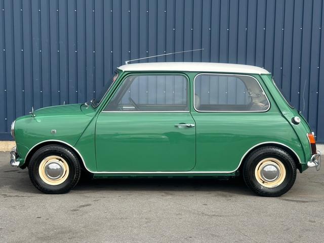 MINI  キャブ 純正4速 令和9年4月 ツートンルーフ スミスメーター センターメーター 4MT マニュアル車(7枚目)