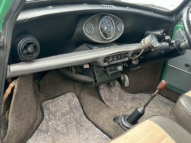 MINI  キャブ 純正4速 令和9年4月 ツートンルーフ スミスメーター センターメーター 4MT マニュアル車(30枚目)