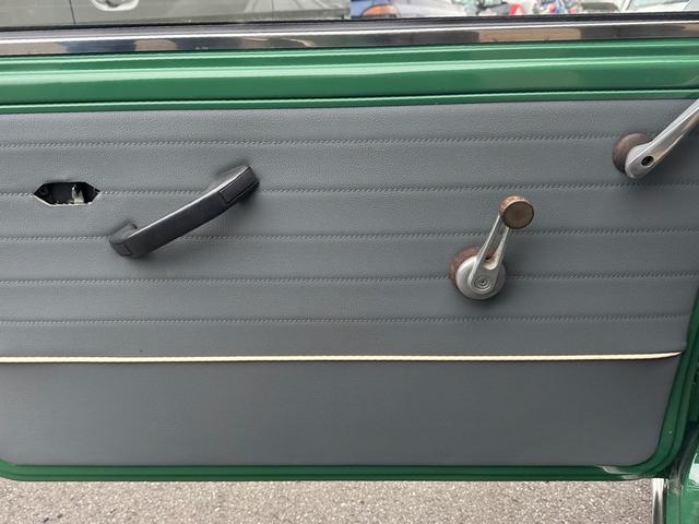 MINI  キャブ 純正4速 令和9年4月 ツートンルーフ スミスメーター センターメーター 4MT マニュアル車(32枚目)