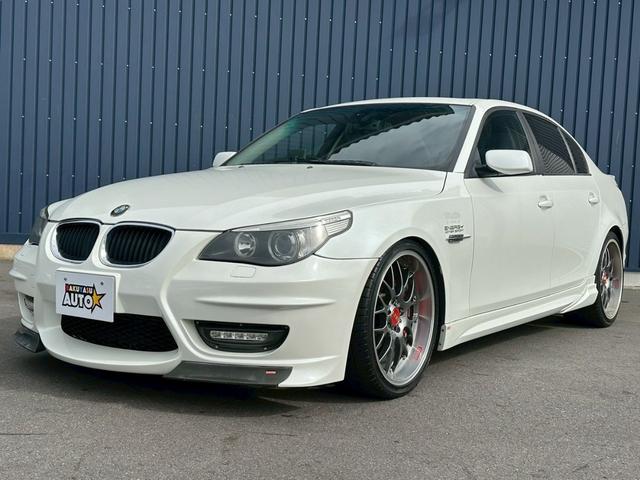 ５シリーズ ５２５ｉハイラインパッケージ　ＢＢＳアルミホイール　サンルーフ　黒革シート　ディーラー車　メモリー機能付きパワーシート　ＭＴモード付き（9枚目）