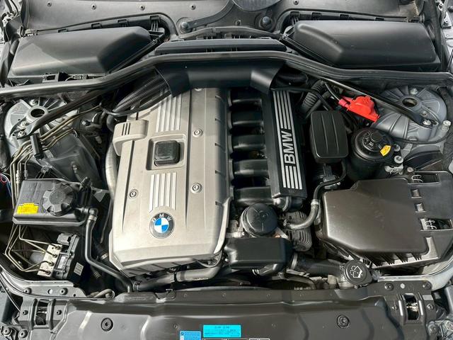 ５シリーズ ５２５ｉハイラインパッケージ　ＢＢＳアルミホイール　サンルーフ　黒革シート　ディーラー車　メモリー機能付きパワーシート　ＭＴモード付き（18枚目）