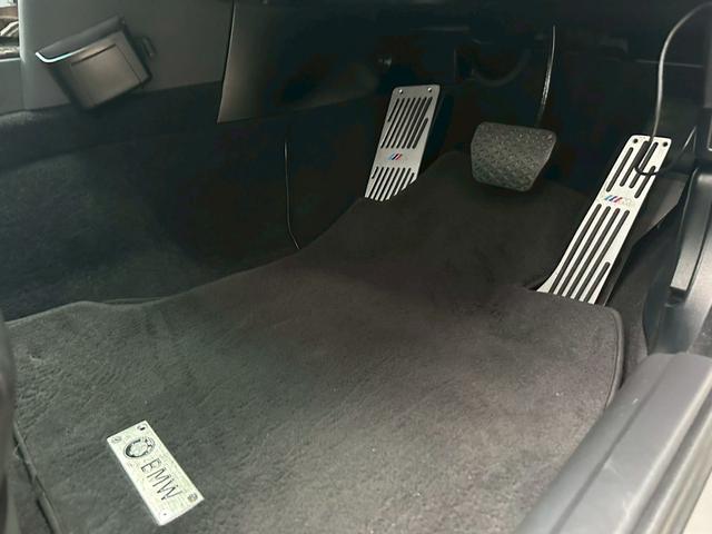 ５シリーズ ５２５ｉハイラインパッケージ　ＢＢＳアルミホイール　サンルーフ　黒革シート　ディーラー車　メモリー機能付きパワーシート　ＭＴモード付き（50枚目）