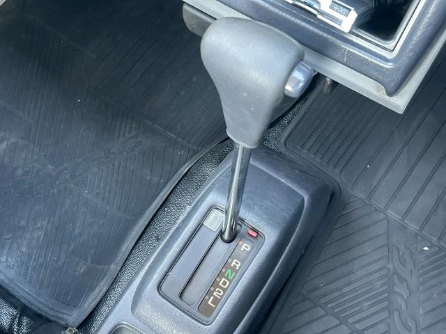 ミラミチート 　荷室左右ガルウィング　走行６７０００キロ　修復歴無し　車検令和７年１０月　ＥＴＣ　２名乗車　ＭＤ・ラジオ再生（35枚目）