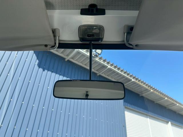 ミラミチート 　荷室左右ガルウィング　走行６７０００キロ　修復歴無し　車検令和７年１０月　ＥＴＣ　２名乗車　ＭＤ・ラジオ再生（37枚目）