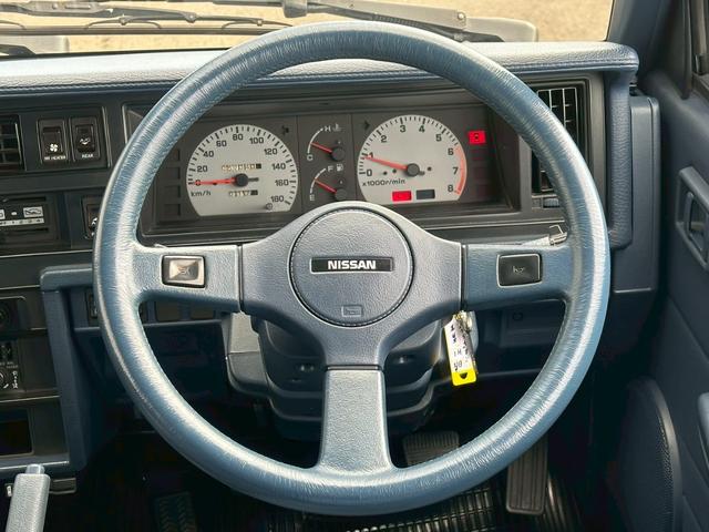 バネットラルゴコーチ スーパークルージング 純正5速 ワンオーナー サンルーフ 元2桁ナンバー 修復歴無し 車検令和8年9月 走行57000キロ 5MT マニュアル車(25枚目)