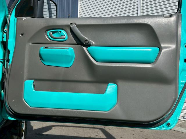 ジムニー ＸＡ　４ＷＤ　ターボ　ＪＢ２３Ｗ　タイミングチェーン　１６インチアルミホイール　フロントフォグランプ　リフトアップ　ＥＴＣ　ＤＶＤ・ＣＤ再生　ナビ付き（40枚目）