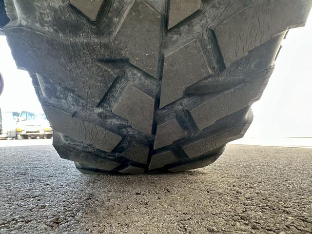 ジムニー ＸＡ　４ＷＤ　ターボ　ＪＢ２３Ｗ　タイミングチェーン　１６インチアルミホイール　フロントフォグランプ　リフトアップ　ＥＴＣ　ＤＶＤ・ＣＤ再生　ナビ付き（47枚目）