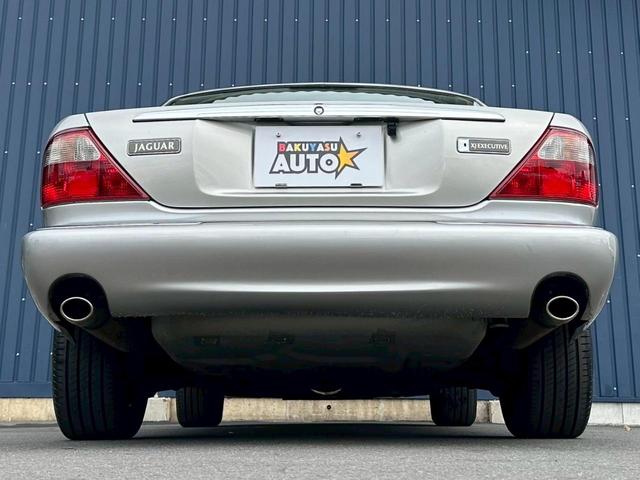XJ XJ8 3.2-V8 走行77000キロ ディーラー車 パワーシート ETC 本革シート シートヒーター フロントフォグランプ ドライブレコーダー アルミホイール バックカメラ(14枚目)