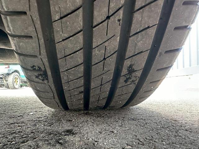 XJ XJ8 3.2-V8 走行77000キロ ディーラー車 パワーシート ETC 本革シート シートヒーター フロントフォグランプ ドライブレコーダー アルミホイール バックカメラ(42枚目)