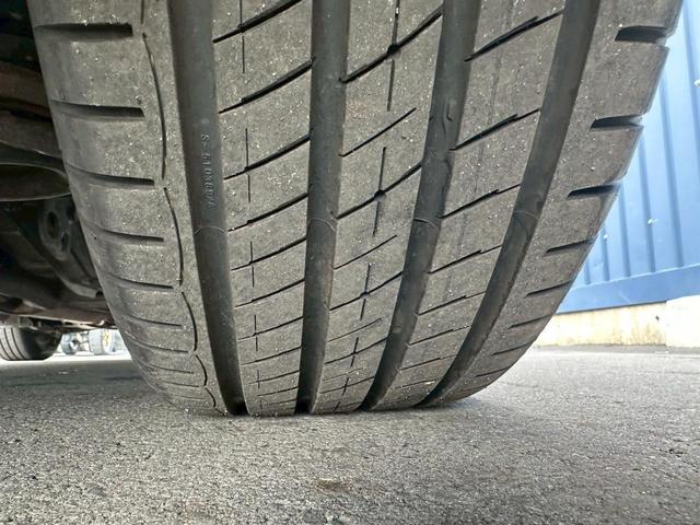 XJ XJ8 3.2-V8 走行77000キロ ディーラー車 パワーシート ETC 本革シート シートヒーター フロントフォグランプ ドライブレコーダー アルミホイール バックカメラ(43枚目)