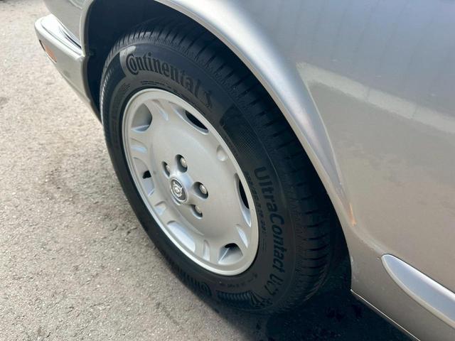 XJ XJ8 3.2-V8 走行77000キロ ディーラー車 パワーシート ETC 本革シート シートヒーター フロントフォグランプ ドライブレコーダー アルミホイール バックカメラ(48枚目)