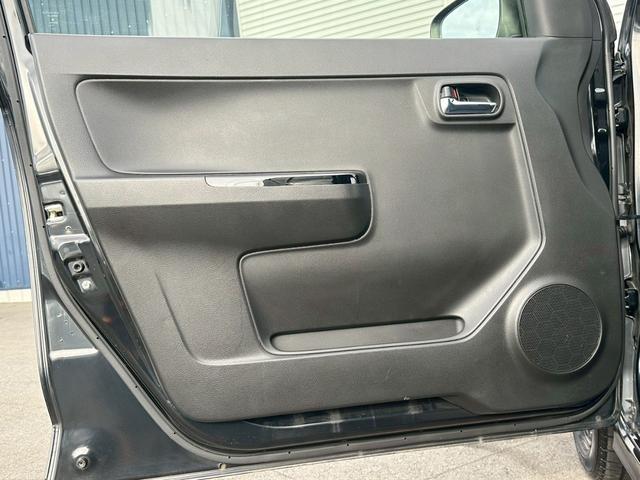 店頭販売もしておりますので、先に在庫がなくなってしまうことがございます。気になるお車があれば、まずはお気軽にお問い合わせください。