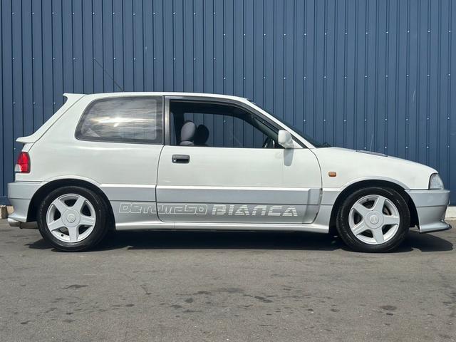 シャレードデ・トマソ ビアンカ 純正5速 イエロースピードレーシング車高調 特別仕様車 修復歴無し タナベマフラー KENWOODナビ ETC Bluetooth マニュアル 5MT(7枚目)