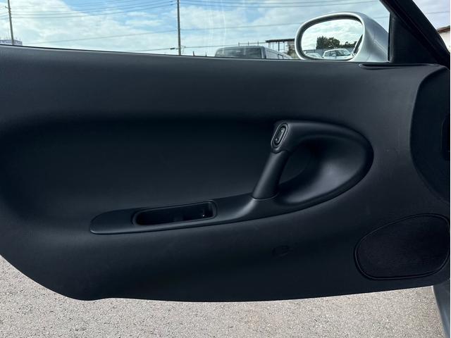 ＲＸ－７ タイプＲＳ　純正５速　ターボ　車高調　ＦＤ３Ｓ　１３Ｂ型ロータリーエンジン　クラッチＯＨ済み　ＢＢＳ　ＬＭ１８インチアルミホイール　リトラクタブルヘッドライト　フロントフォグランプ　５ＭＴ（35枚目）