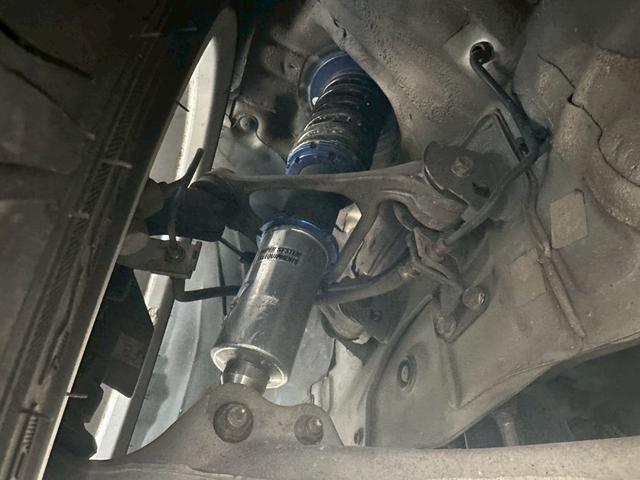 ＲＸ－７ タイプＲＳ　純正５速　ターボ　車高調　ＦＤ３Ｓ　１３Ｂ型ロータリーエンジン　クラッチＯＨ済み　ＢＢＳ　ＬＭ１８インチアルミホイール　リトラクタブルヘッドライト　フロントフォグランプ　５ＭＴ（50枚目）