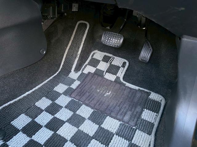 コペン ローブ　ターボ　フロアＡＴ　ＭＴモード付き　修復歴無し　ＬＡ４００Ｋ　電動オープン　タイミングチェーン　プッシュスタート　アイドリングストップ　１６インチアルミホイール　フロントフォグランプ　スマートキー（28枚目）