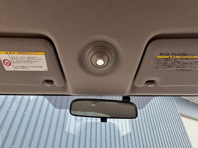 iQ 100X 修復歴無し KGJ10 走行27000キロ タイミングチェーン ETC キーレスエントリー 電動格納ミラー 横滑り防止装置(34枚目)