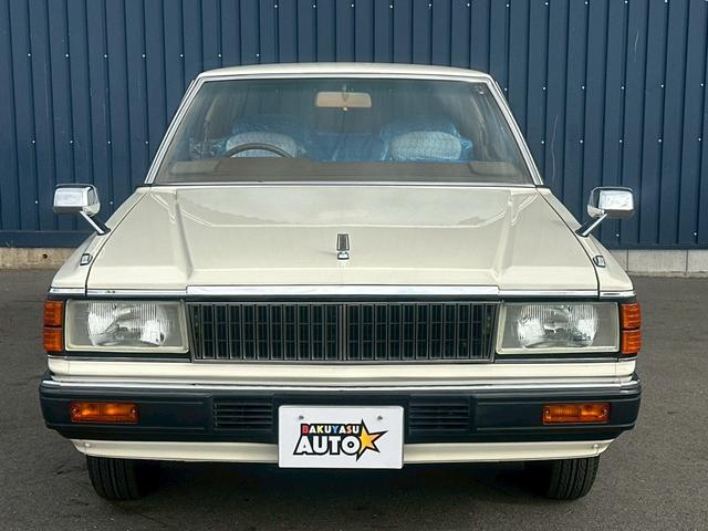 セドリック ブロアム　ターボ　４３０　走行９０００キロ　ワンオーナー　Ｌ２０型エンジン　フェンダーミラー　修復歴無し（6枚目）