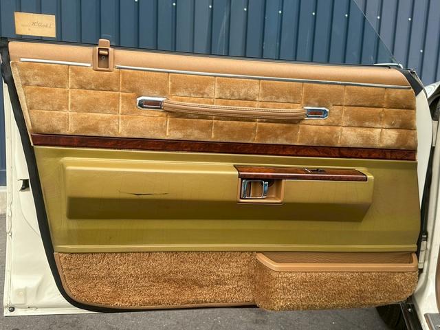 セドリック ブロアム　ターボ　４３０　走行９０００キロ　ワンオーナー　Ｌ２０型エンジン　フェンダーミラー　修復歴無し（38枚目）