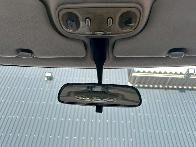 AZ-3 1.5 純正5速 修復歴無し 走行25000キロ オートザム 5MT フロントフォグランプ(31枚目)