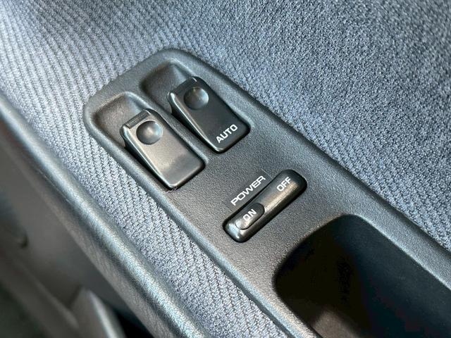 AZ-3 1.5 純正5速 修復歴無し 走行25000キロ オートザム 5MT フロントフォグランプ(34枚目)