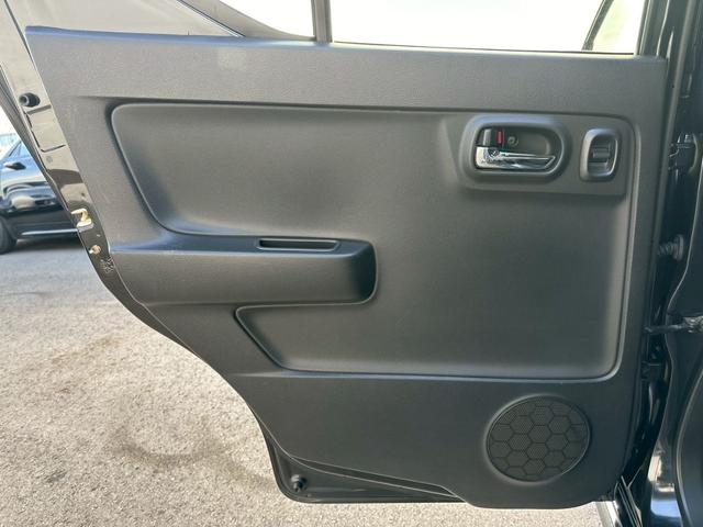 アルトワークス ベースグレード　純正５速　ターボ　タイミングチェーン　ＨＡ３６Ｓ　レカロシート　修復歴無し　スマートキー　プッシュスタート　横滑り防止装置　アルミホイール　フロントフォグランプ　５ＭＴ　マニュアル車（36枚目）