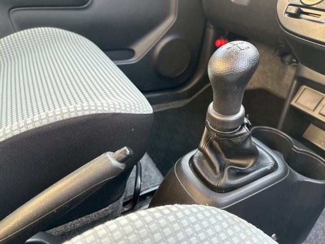 アルト Ｆ　純正５速　ＨＡ３６Ｓ　タイミングチェーン　ドライブレコーダー　１３インチアルミホイール　キーレスエントリー　ＣＤ・ラジオ再生　５ＭＴ　マニュアル車（27枚目）