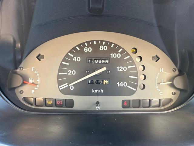 ヴィヴィオ Ｔトップ　タルガトップ　ＫＹ３　ミニライトアルミホイール　オープンカー　ＥＴＣ　フロントフォグランプ　ＣＤ再生（26枚目）