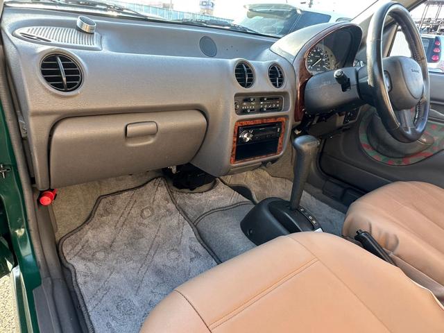 ヴィヴィオ Ｔトップ　タルガトップ　ＫＹ３　ミニライトアルミホイール　オープンカー　ＥＴＣ　フロントフォグランプ　ＣＤ再生（30枚目）