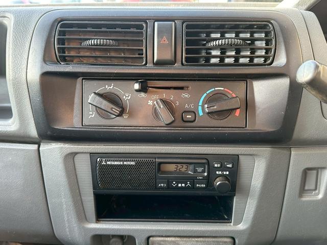 ミニキャブトラック 　エアコン・パワステ　純正５速　軽貨物　走行１８０００キロ　Ｕ６１Ｔ　５ＭＴ　マニュアル車（25枚目）