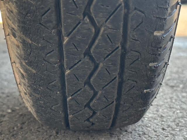 ミニキャブトラック 　エアコン・パワステ　純正５速　軽貨物　走行１８０００キロ　Ｕ６１Ｔ　５ＭＴ　マニュアル車（34枚目）