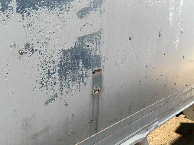 ミニキャブトラック 　エアコン・パワステ　純正５速　軽貨物　走行１８０００キロ　Ｕ６１Ｔ　５ＭＴ　マニュアル車（44枚目）