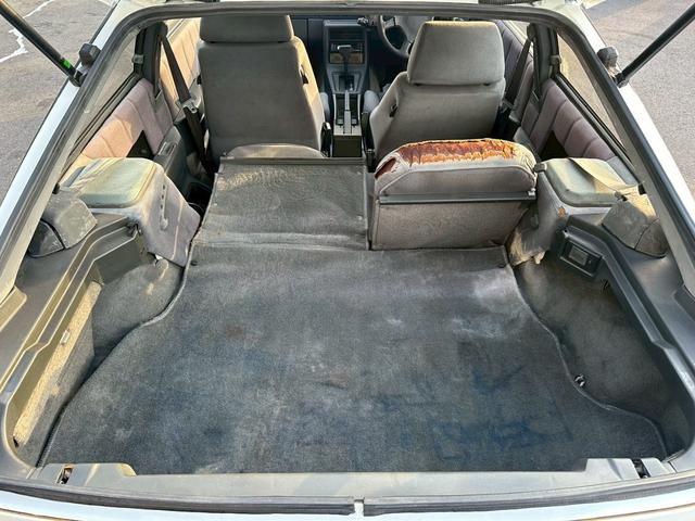 ピアッツァ・ネロ 　２．０　ターボ　フロアＡＴ　１４インチアルミホイール　４ＺＣ１エンジン　ＣＤ再生（19枚目）