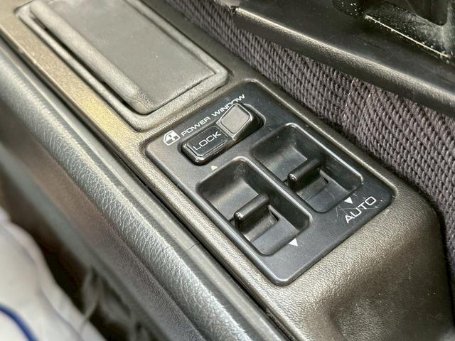 ピアッツァ・ネロ 　２．０　ターボ　フロアＡＴ　１４インチアルミホイール　４ＺＣ１エンジン　ＣＤ再生（35枚目）