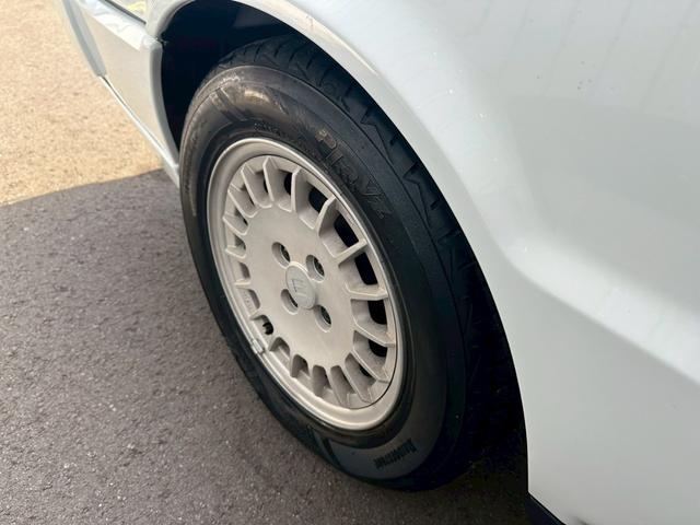 ピアッツァ・ネロ 　２．０　ターボ　フロアＡＴ　１４インチアルミホイール　４ＺＣ１エンジン　ＣＤ再生（48枚目）