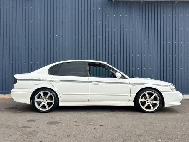 レガシィＢ４ ＲＳＫリミテッドＩＩ　４ＷＤ　トミーカイラ　純正５速　ＢＥ５改　２．２Ｌ　ＥＪ２０ツインターボ　３００台限定　レカロセミバケシート　５ＭＴ　アルミホイール（8枚目）