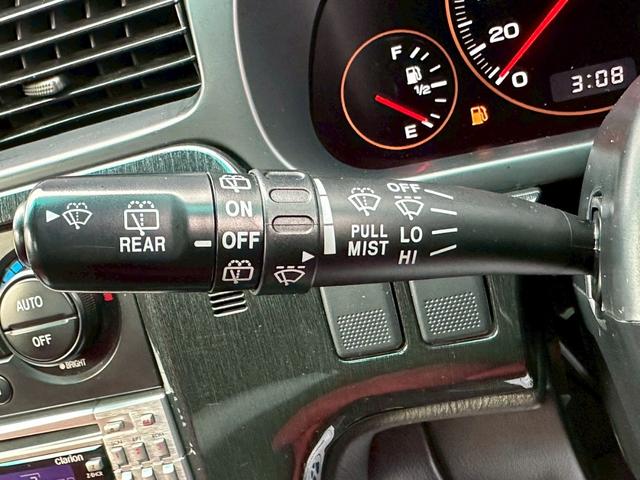 レガシィＢ４ ＲＳＫリミテッドＩＩ　４ＷＤ　トミーカイラ　純正５速　ＢＥ５改　２．２Ｌ　ＥＪ２０ツインターボ　３００台限定　レカロセミバケシート　５ＭＴ　アルミホイール（26枚目）