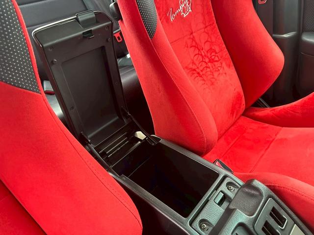 レガシィＢ４ ＲＳＫリミテッドＩＩ　４ＷＤ　トミーカイラ　純正５速　ＢＥ５改　２．２Ｌ　ＥＪ２０ツインターボ　３００台限定　レカロセミバケシート　５ＭＴ　アルミホイール（33枚目）