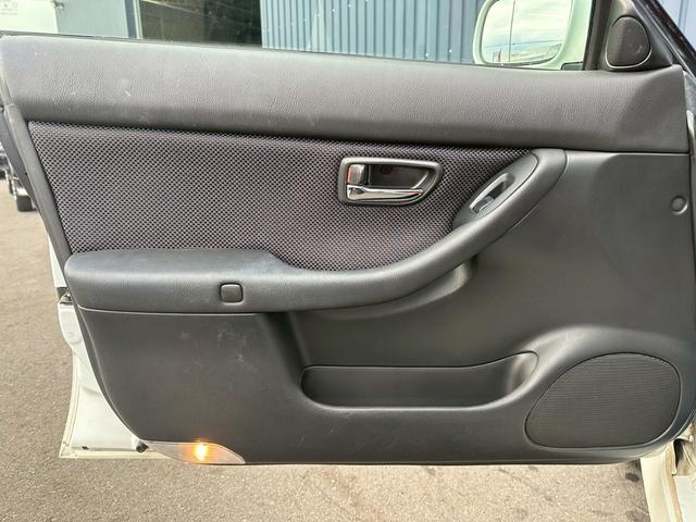 レガシィＢ４ ＲＳＫリミテッドＩＩ　４ＷＤ　トミーカイラ　純正５速　ＢＥ５改　２．２Ｌ　ＥＪ２０ツインターボ　３００台限定　レカロセミバケシート　５ＭＴ　アルミホイール（36枚目）