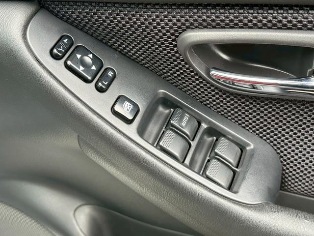 レガシィＢ４ ＲＳＫリミテッドＩＩ　４ＷＤ　トミーカイラ　純正５速　ＢＥ５改　２．２Ｌ　ＥＪ２０ツインターボ　３００台限定　レカロセミバケシート　５ＭＴ　アルミホイール（40枚目）