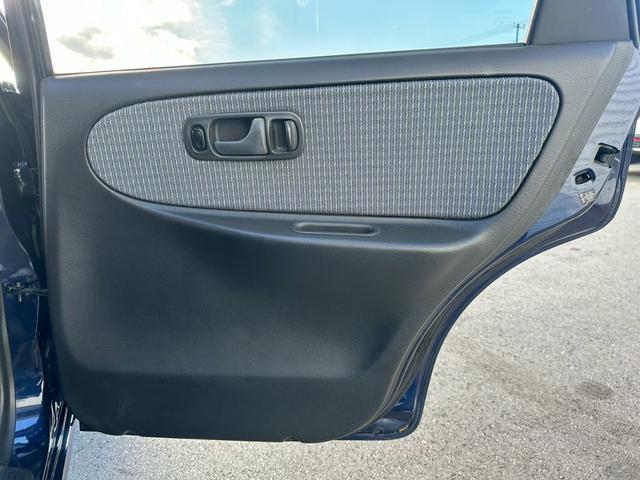 アベニール タイプsi: 純正5速 W10 SR18エンジン ルーフレール 電動格納ミラー 5MT マニュアル車(33枚目)