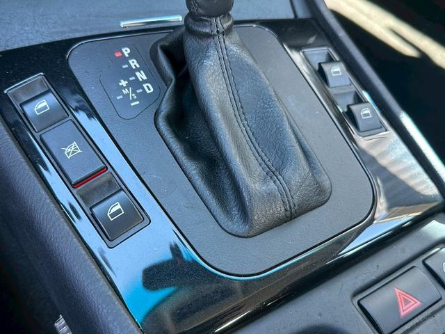 ３シリーズ ３２０ｉ　Ｅ４６前期型　Ｍ５２エンジン　走行８６０００キロ　左ハンドル　ディーラー車　ＭＴモード　フロントフォグランプ　キーレスエントリー（38枚目）