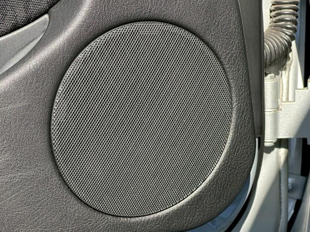 ３シリーズ ３２０ｉ　Ｅ４６前期型　Ｍ５２エンジン　走行８６０００キロ　左ハンドル　ディーラー車　ＭＴモード　フロントフォグランプ　キーレスエントリー（39枚目）