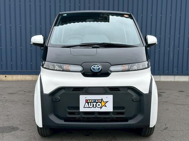 シーポッド Ｇ　小型ＥＶ　電気自動車　プリクラッシュセーフティ　シートヒーター　コーナーセンサー　車検令和９年６月　オートライト　電動格納ミラー（6枚目）