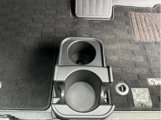 シーポッド Ｇ　小型ＥＶ　電気自動車　プリクラッシュセーフティ　シートヒーター　コーナーセンサー　車検令和９年６月　オートライト　電動格納ミラー（28枚目）