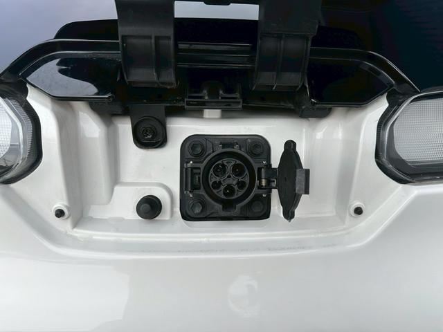 シーポッド Ｇ　小型ＥＶ　電気自動車　プリクラッシュセーフティ　シートヒーター　コーナーセンサー　車検令和９年６月　オートライト　電動格納ミラー（47枚目）